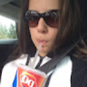 Meet your Posher, Nica